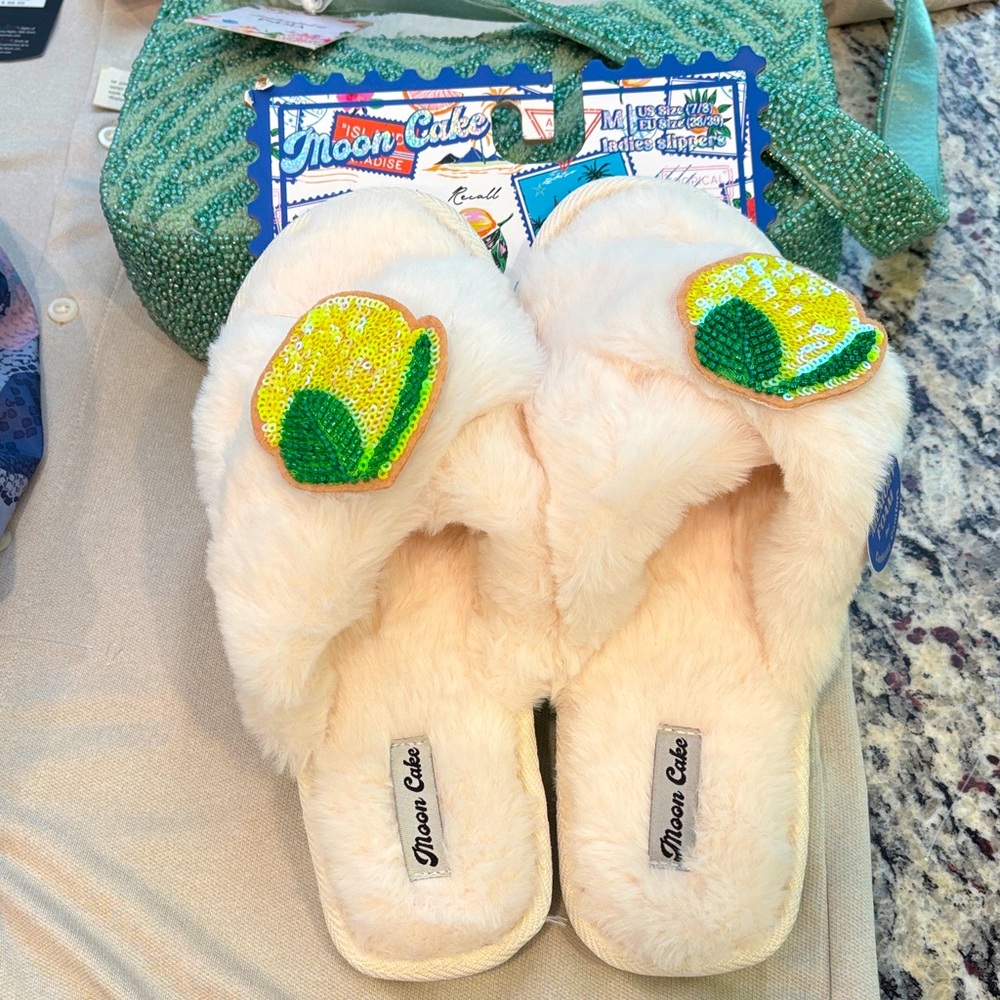 Moon Cake beaded lemon Fuzzy open toe memory foam Slippers